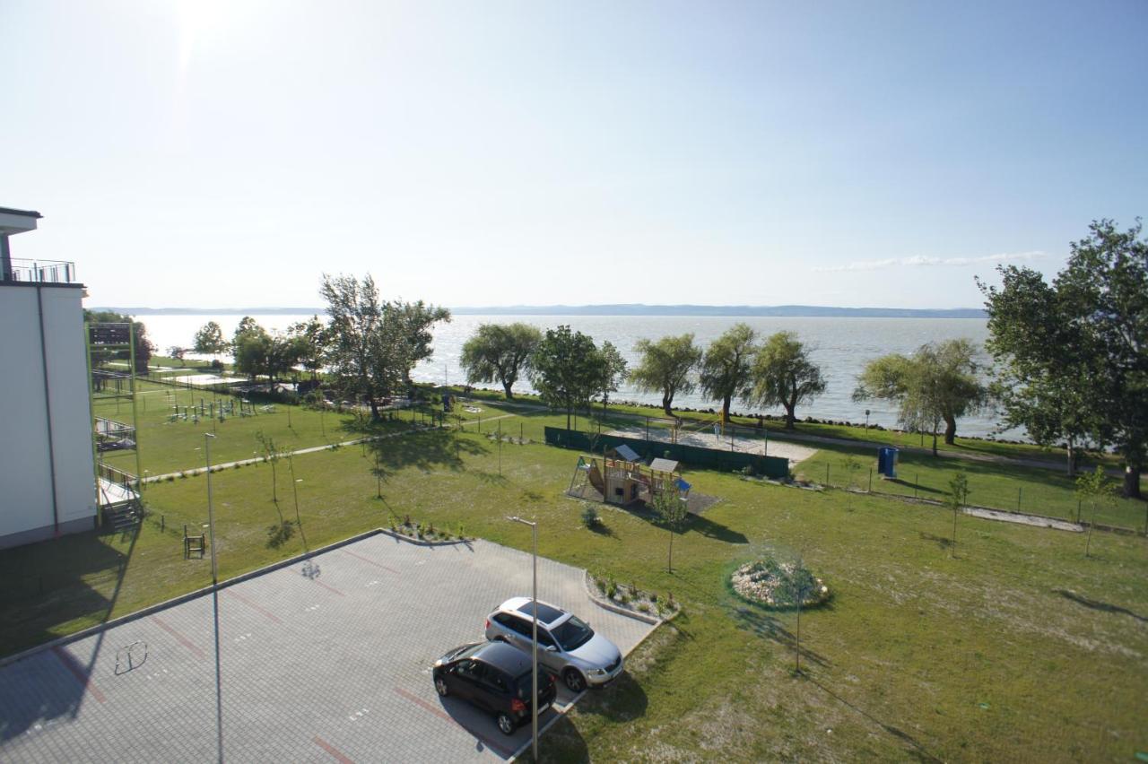 Silver Beach 301 Apartman Siofok Apartment Exterior photo